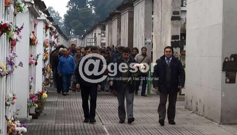 Con profunda congoja fueron despedidos los restos de quien a último momento ocupó el cargo de Coordinador del Carnaval de Soriano, Dardo Gómez.